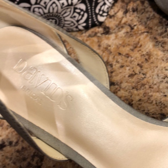 Heels - Picture 4 of 4